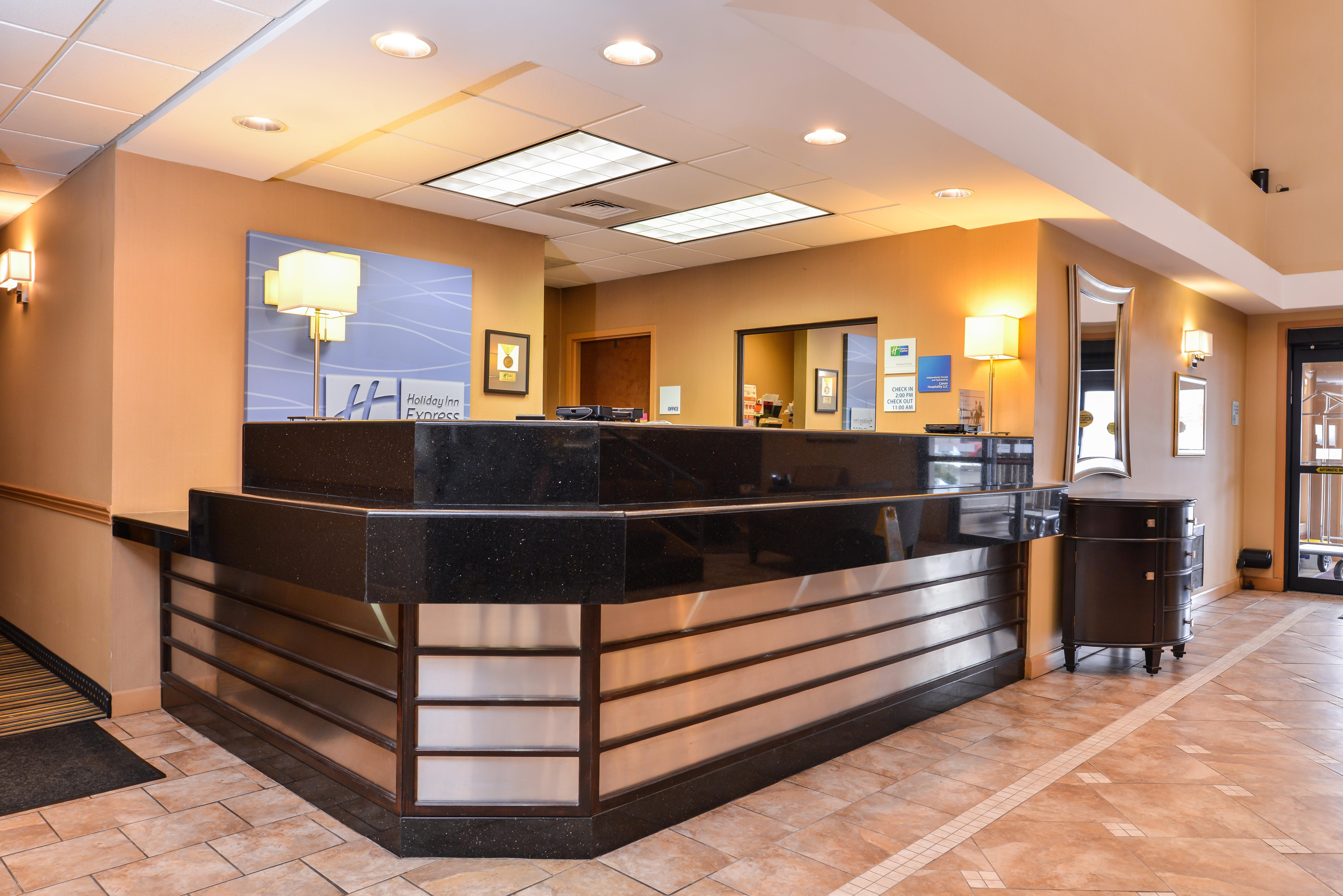 Holiday Inn Express Lewisburg - New Columbia, An Ihg Hotel Экстерьер фото