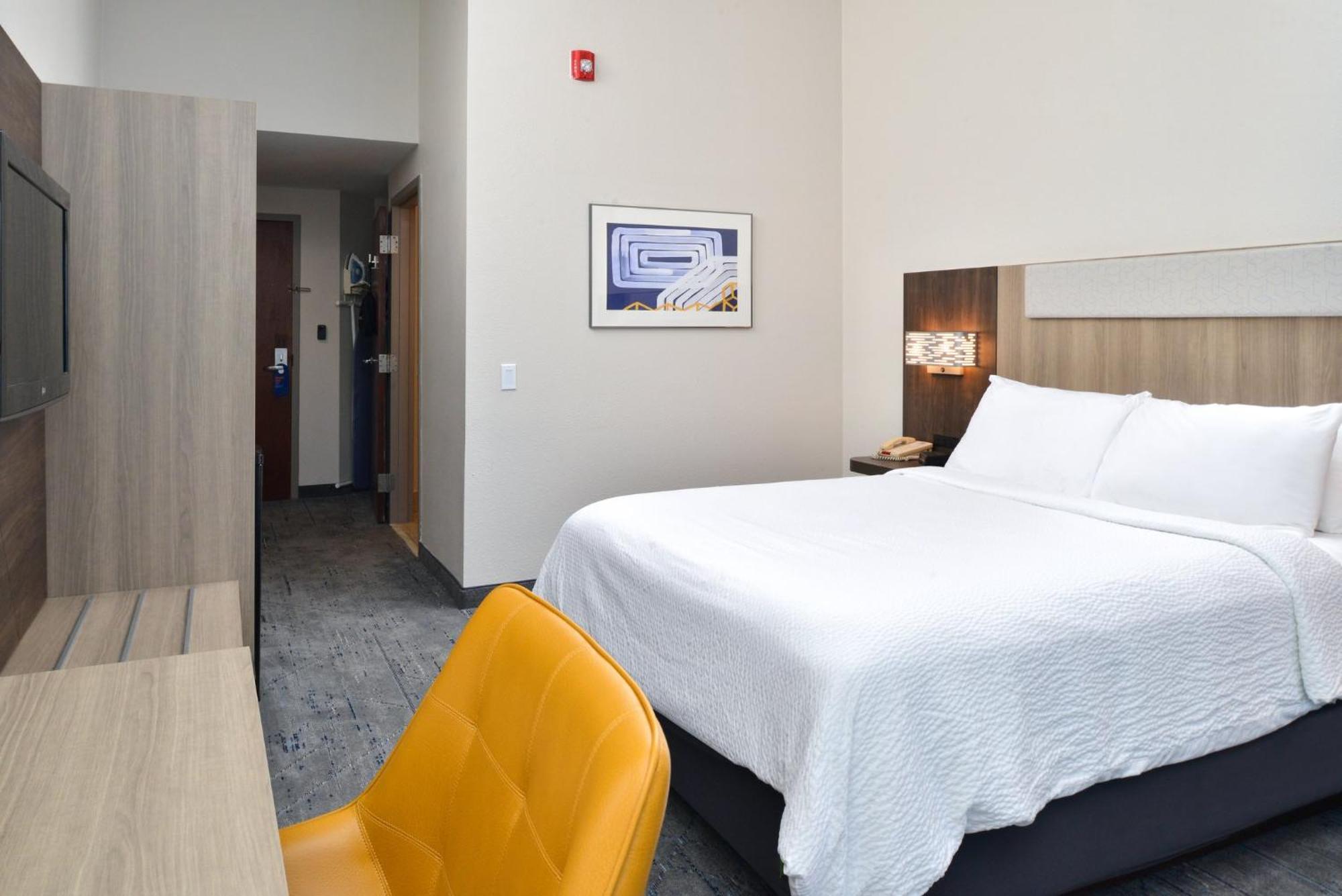 Holiday Inn Express Lewisburg - New Columbia, An Ihg Hotel Экстерьер фото